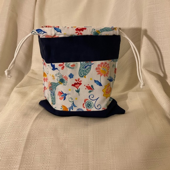 Small String Bag - Picture 2 of 3